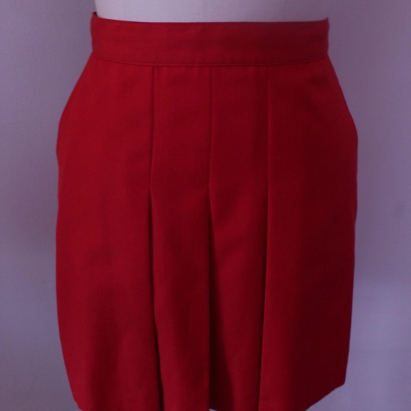 1990’s United Colours of Benetton Red Pleated Skirt - Picture 2 of 6